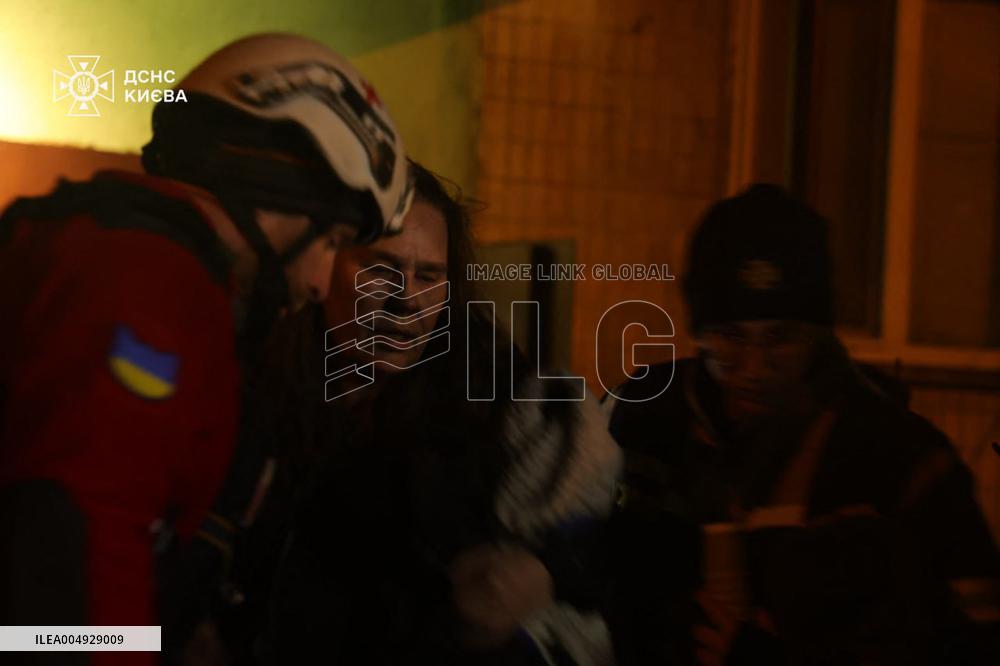 Night Attack in Kyiv Leaves Six Dead - Ukraine