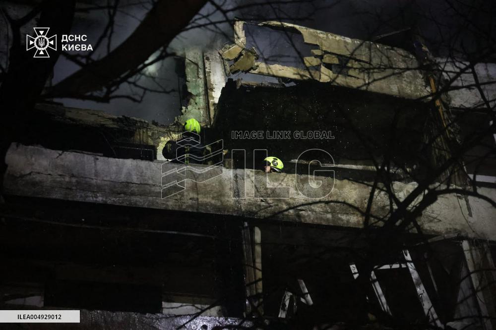 Night Attack in Kyiv Leaves Six Dead - Ukraine