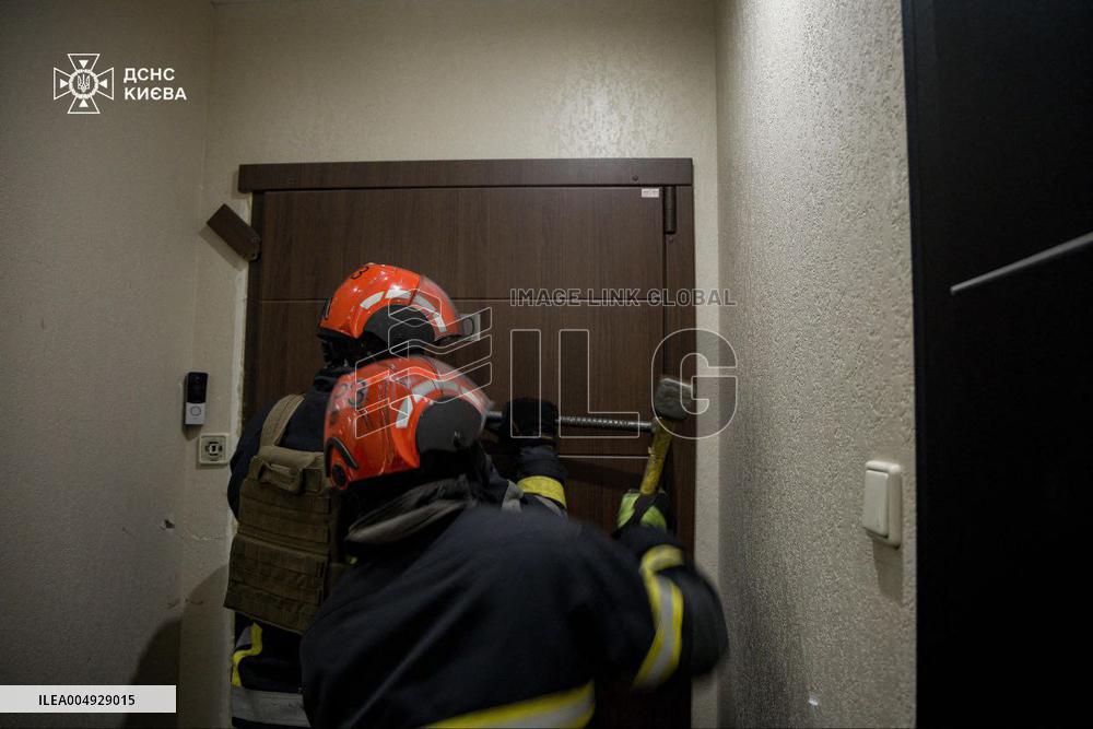 Night Attack in Kyiv Leaves Six Dead - Ukraine