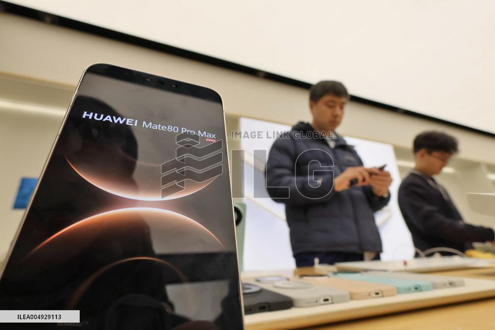 HUAWEI Mate80 Smartphone