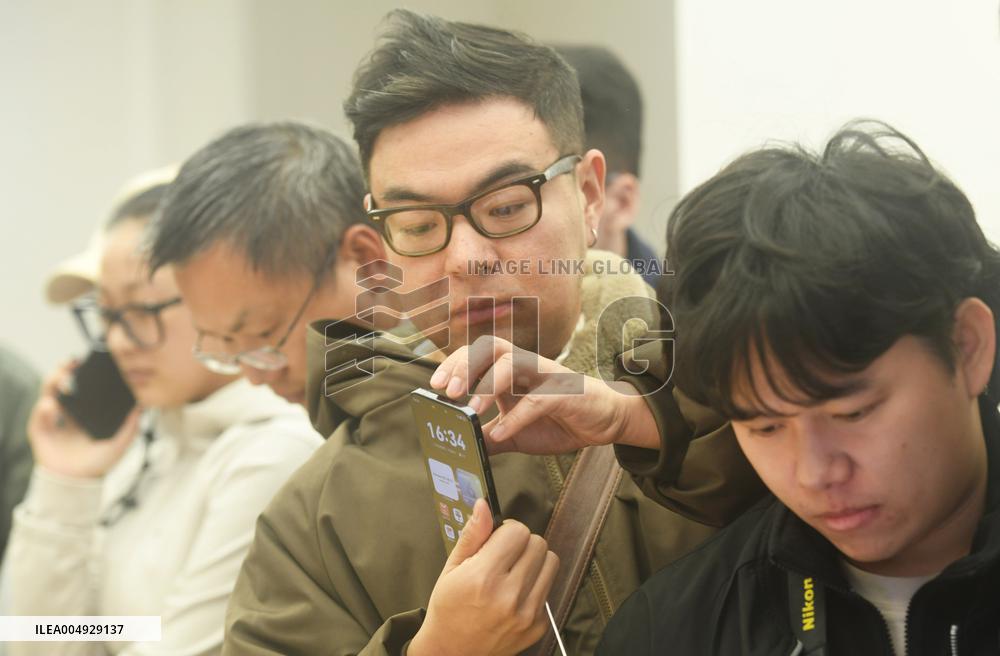 HUAWEI Mate 80 Mate X7 Smartphone