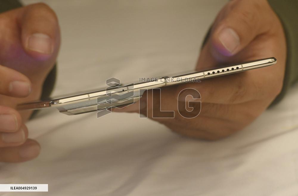 HUAWEI Mate 80 Mate X7 Smartphone