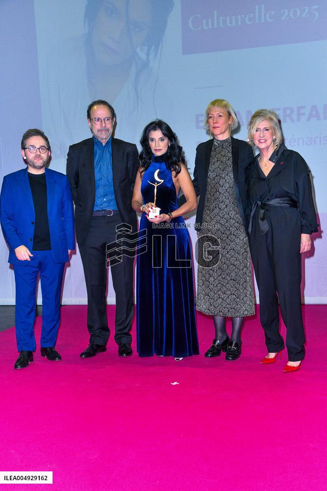 Woman of Influence Award - Paris