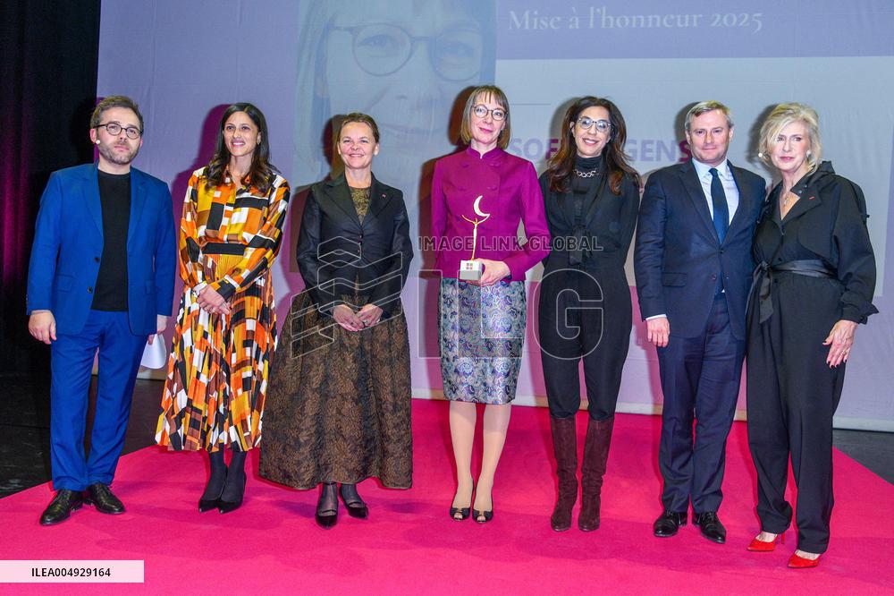 Woman of Influence Award - Paris