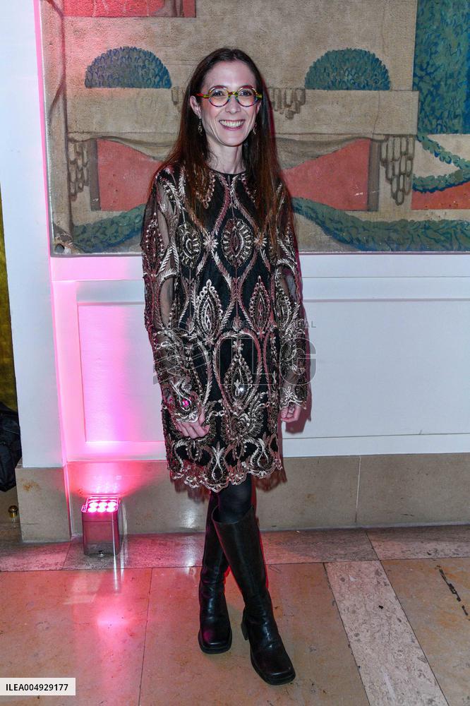 Woman of Influence Award - Paris