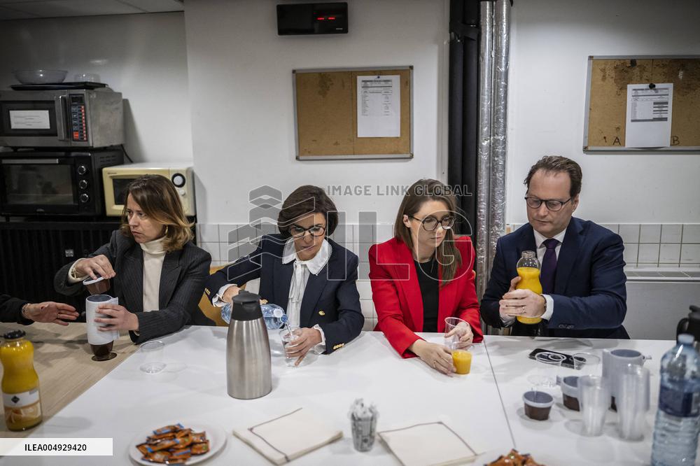Visit By Rachida Dati And Aurore Berge At Central Police Station - Paris