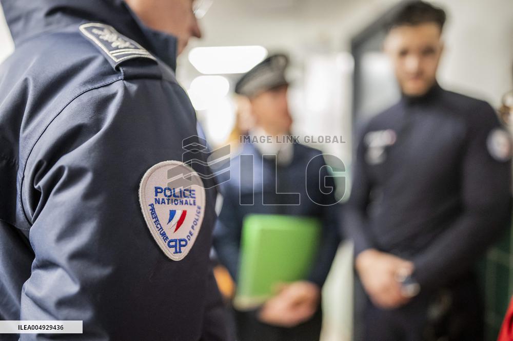 Visit By Rachida Dati And Aurore Berge At Central Police Station - Paris