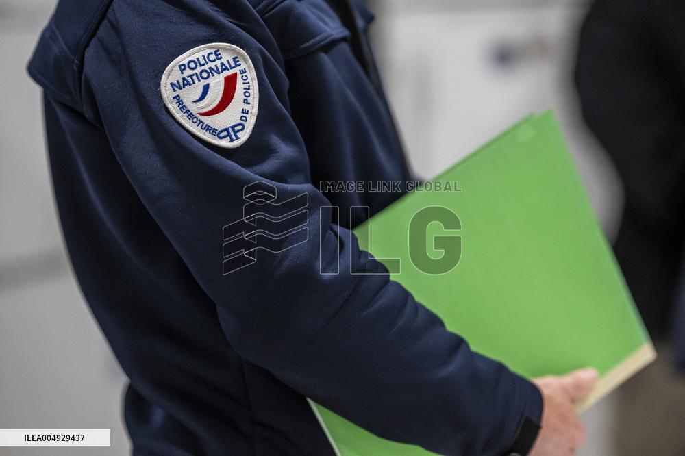 Visit By Rachida Dati And Aurore Berge At Central Police Station - Paris