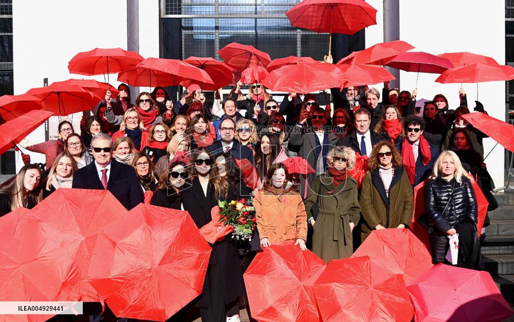 Flash Mob of Female Lawyers In Milan - Italy