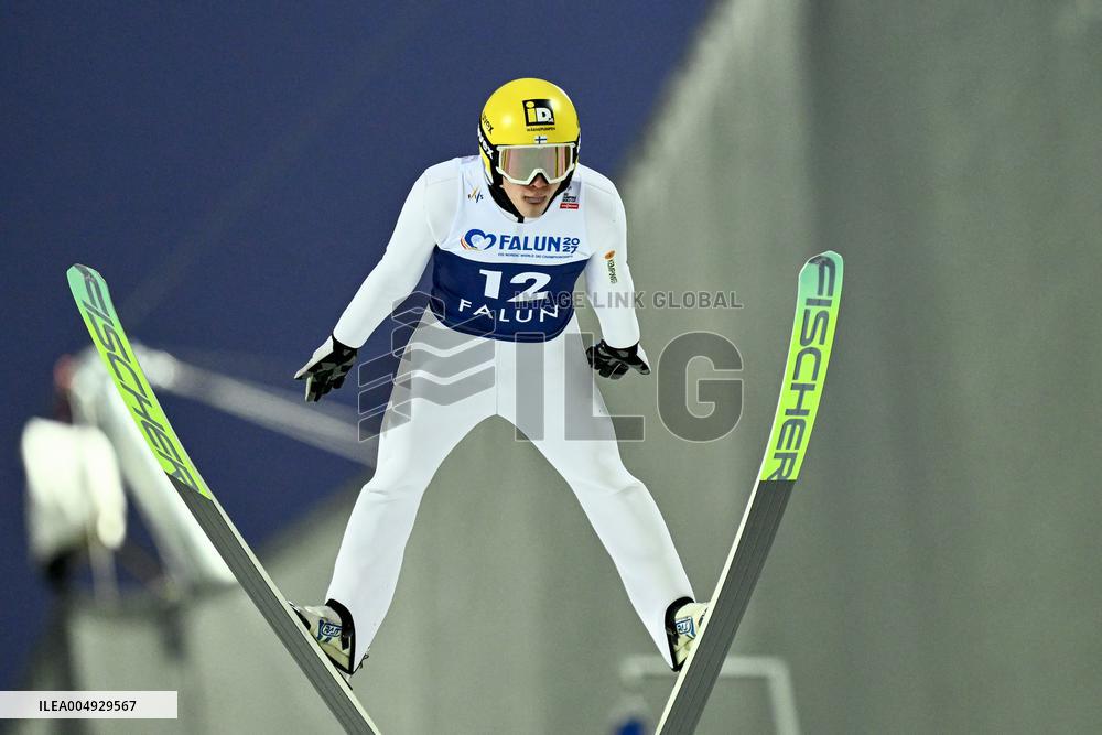 SKI JUMPING WORLD CUP NORMAL HILL