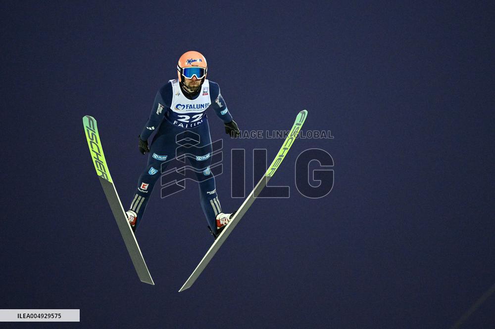 SKI JUMPING WORLD CUP NORMAL HILL