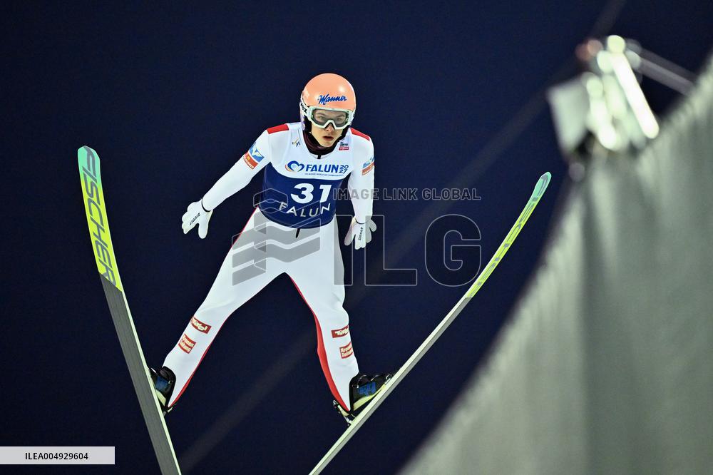 SKI JUMPING WORLD CUP NORMAL HILL