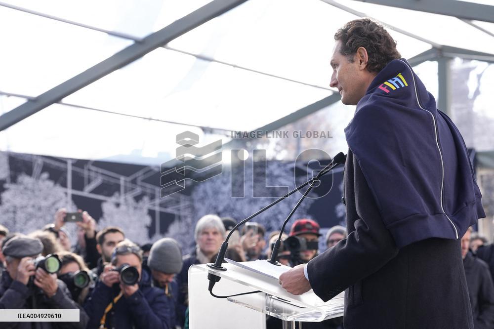 Fiat 500 Hybrid Media Drive In Torino - Italy