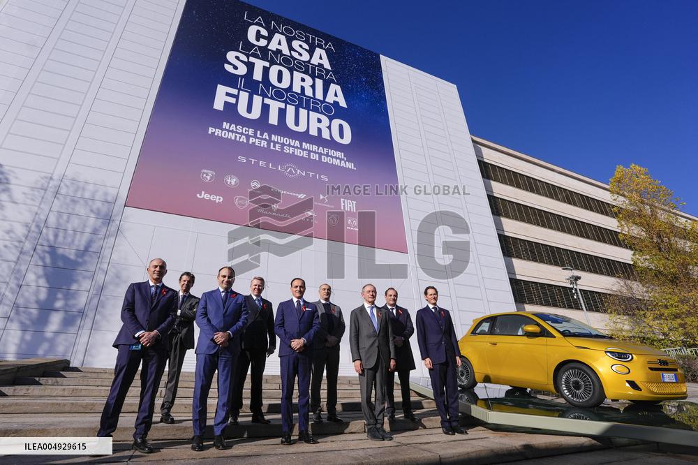 Fiat 500 Hybrid Media Drive In Torino - Italy