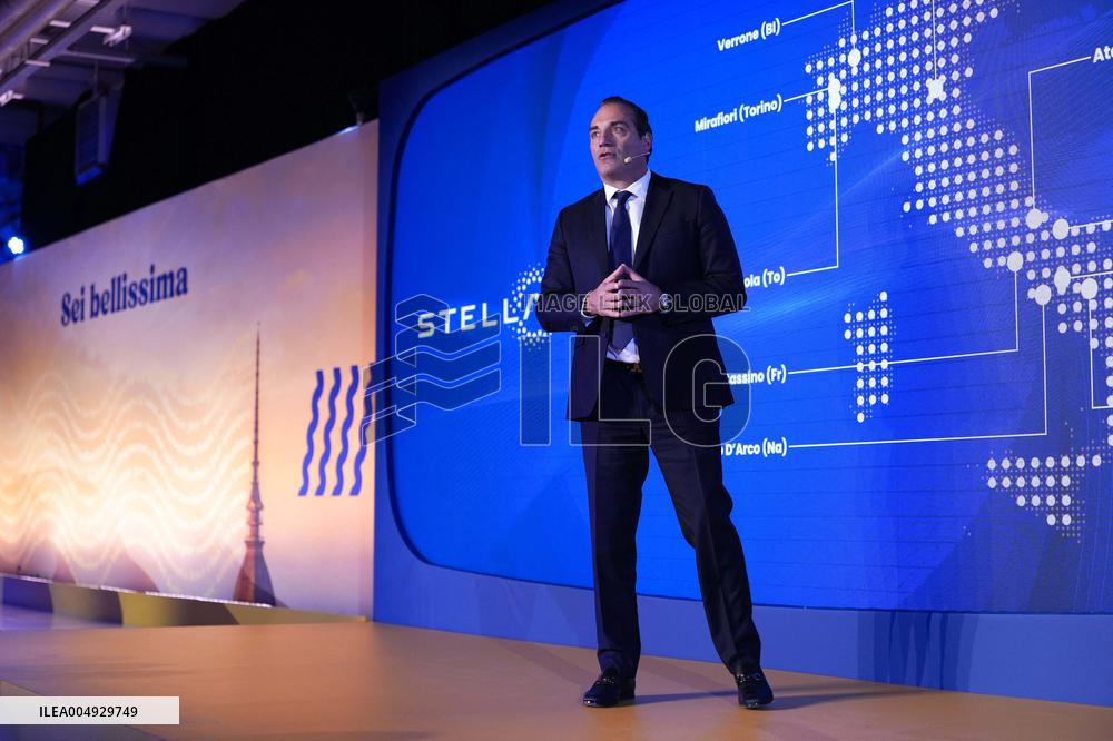 Fiat 500 Hybrid Media Drive In Torino - Italy