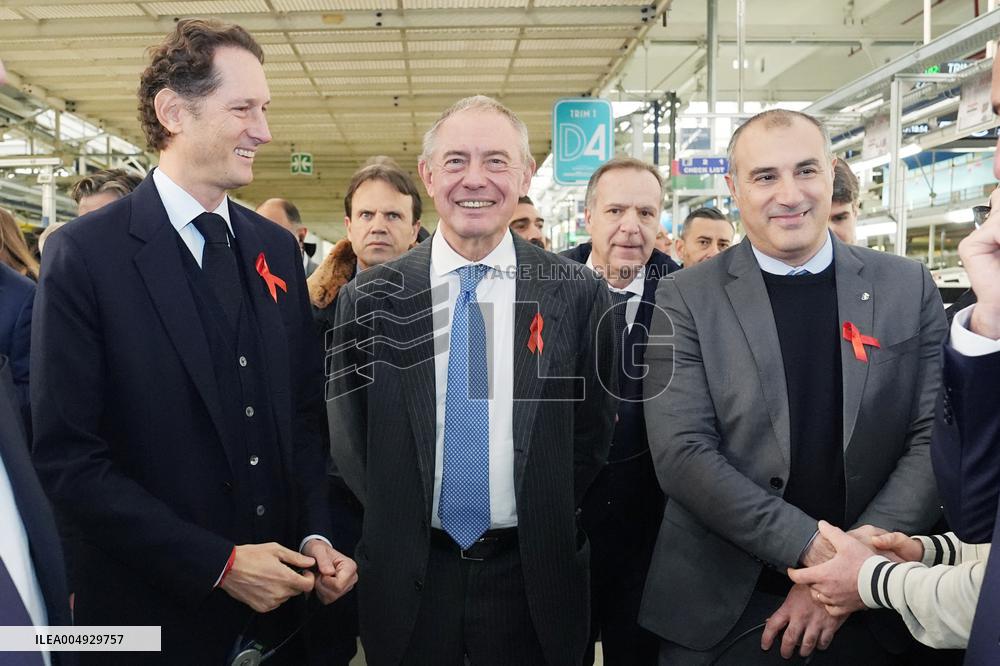 Fiat 500 Hybrid Media Drive In Torino - Italy