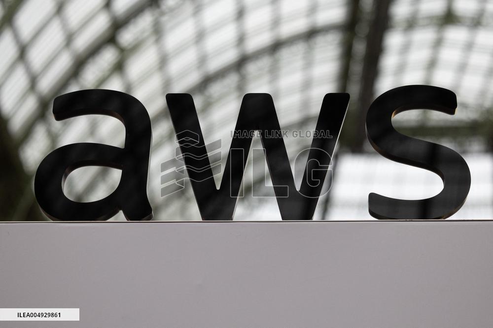 Adopt AI International Summit - Paris