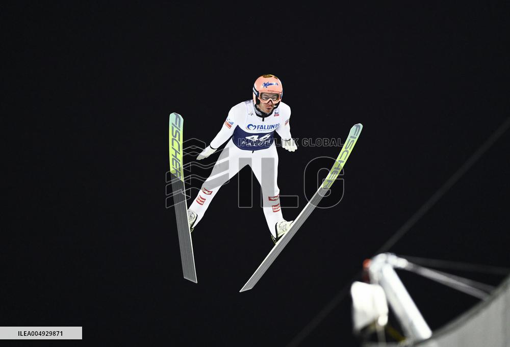 SKI JUMPING WORLD CUP NORMAL HILL