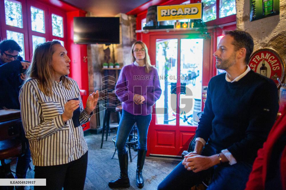 David Belliard Visits A Safe Place For Women - Paris