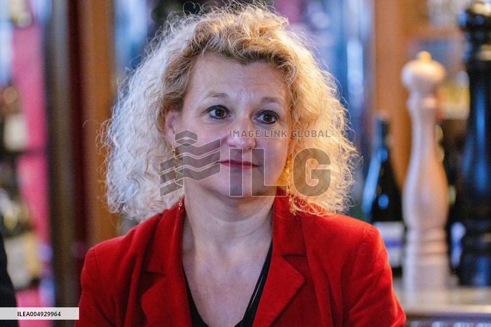 David Belliard Visits A Safe Place For Women - Paris