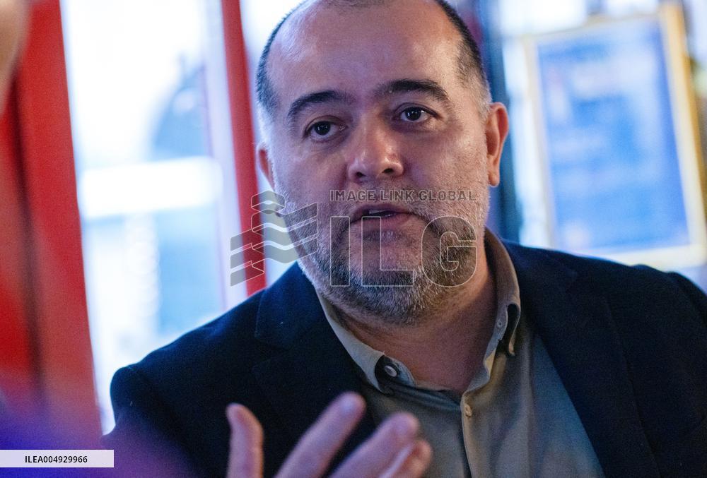 David Belliard Visits A Safe Place For Women - Paris