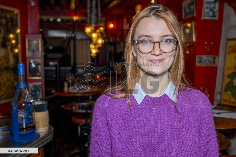 David Belliard Visits A Safe Place For Women - Paris