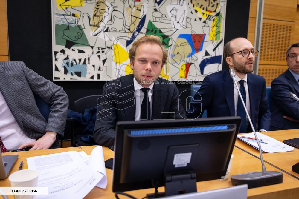 Commission of inquiry into the neutrality of public broadcasting - Paris AJ