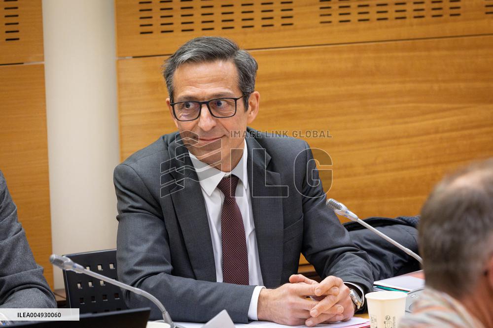 Commission of inquiry into the neutrality of public broadcasting - Paris AJ