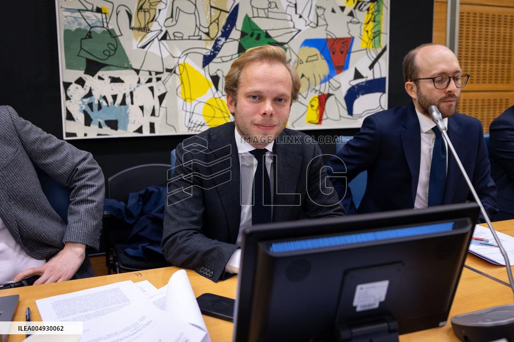 Commission of inquiry into the neutrality of public broadcasting - Paris AJ