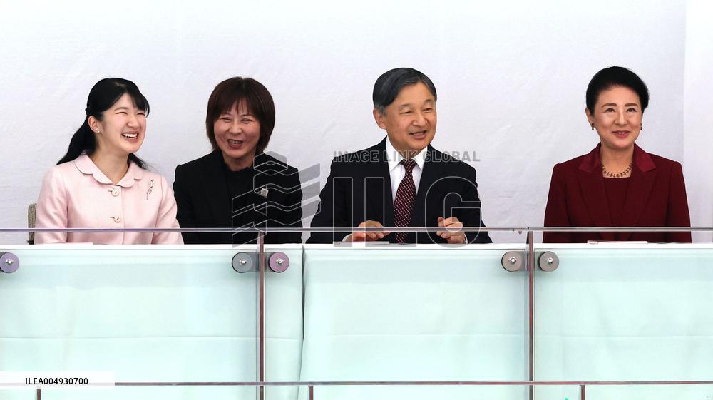 Tokyo Deaflympics: Japan imperial family