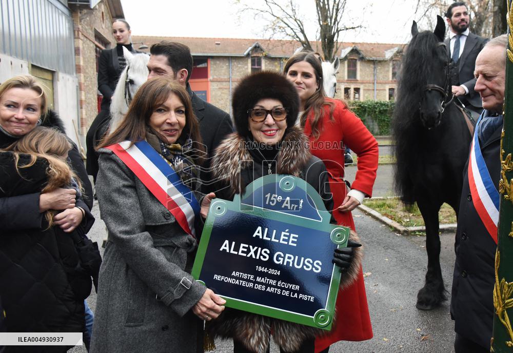 Anne Hidalgo Inaugurates The Allee Alexis Gruss - Paris