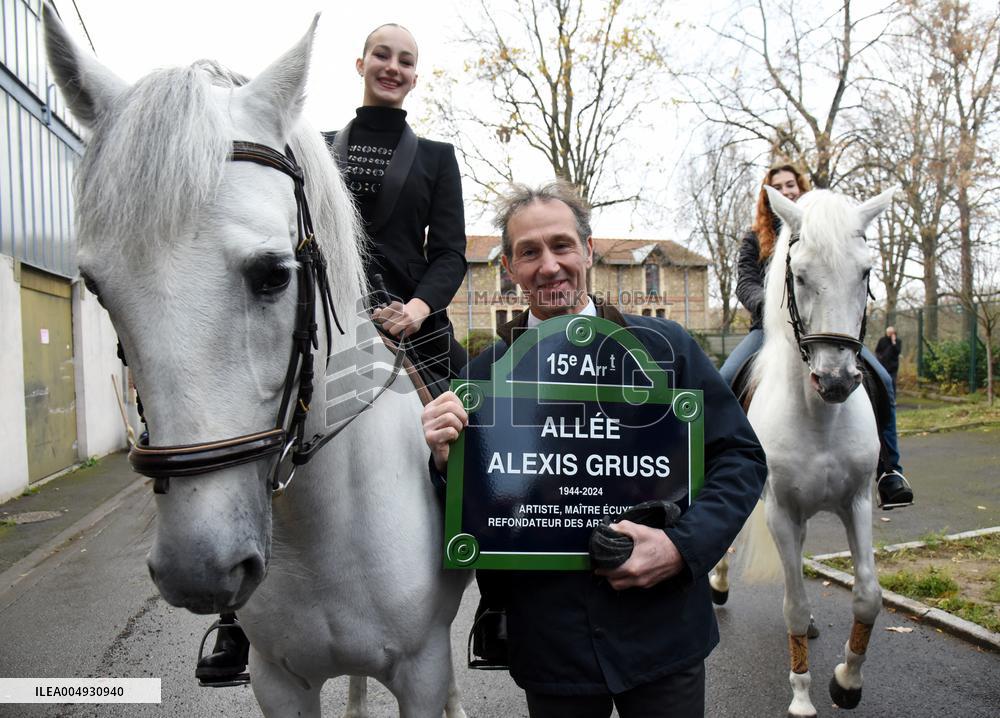 Anne Hidalgo Inaugurates The Allee Alexis Gruss - Paris