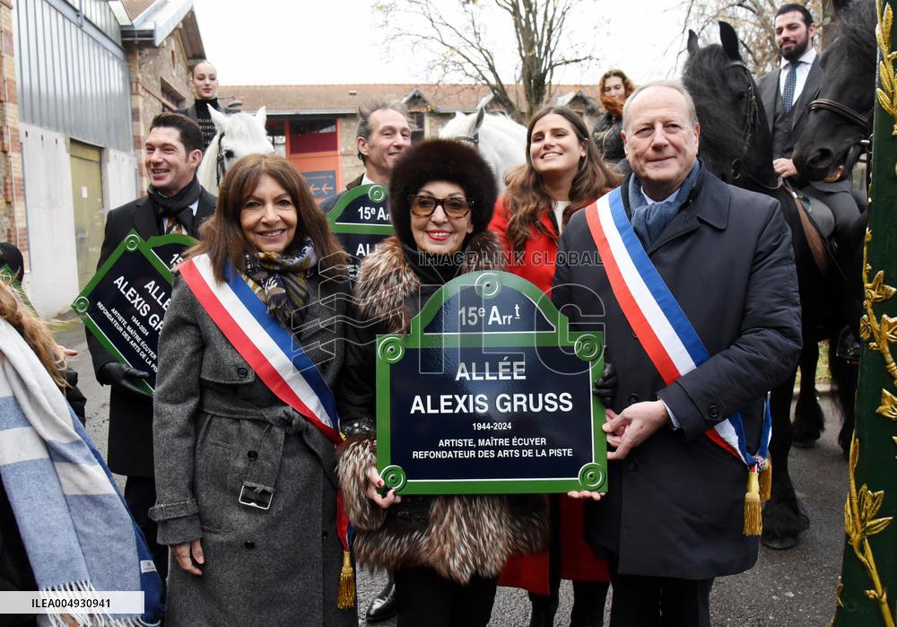 Anne Hidalgo Inaugurates The Allee Alexis Gruss - Paris