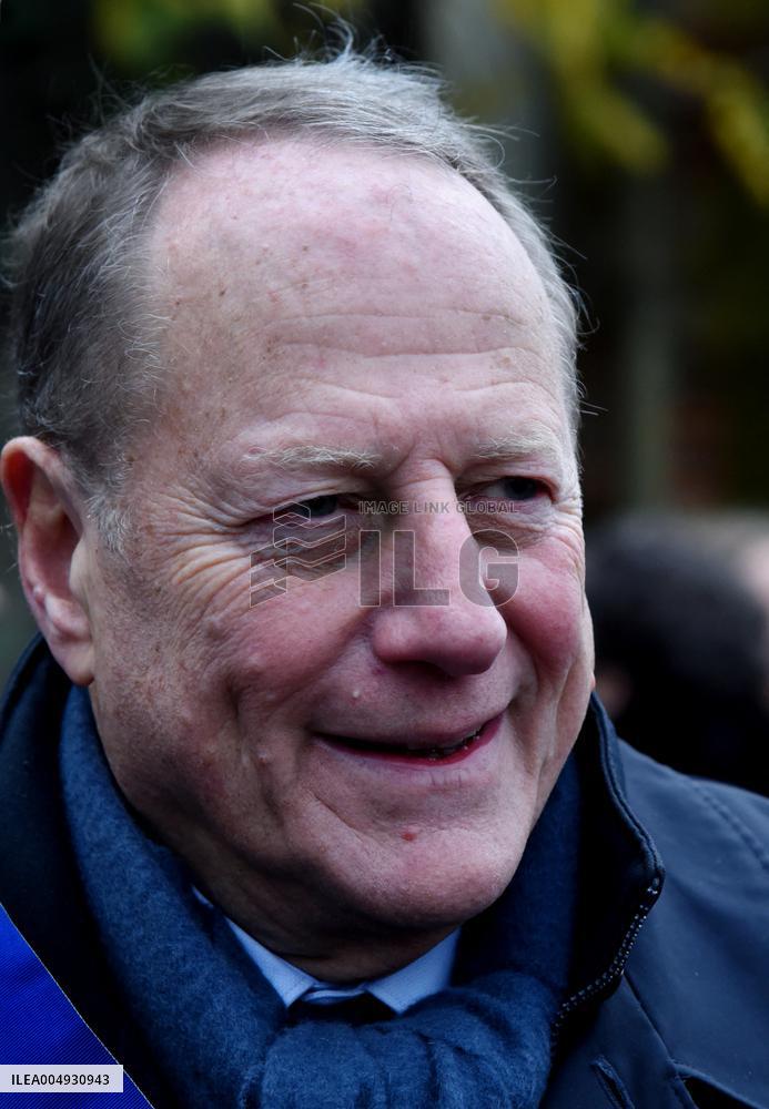 Anne Hidalgo Inaugurates The Allee Alexis Gruss - Paris