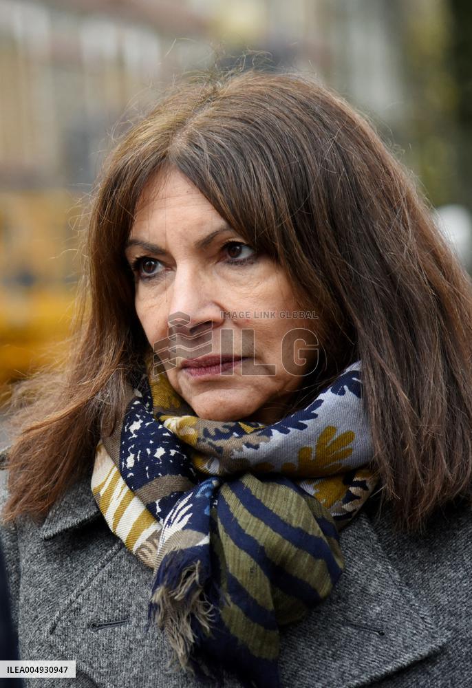 Anne Hidalgo Inaugurates The Allee Alexis Gruss - Paris
