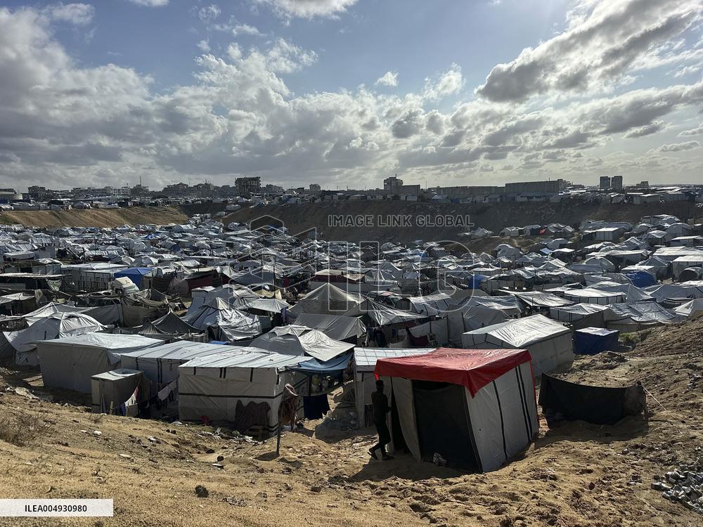 Al Mawasi Storm Destroys Displaced Tents - Gaza