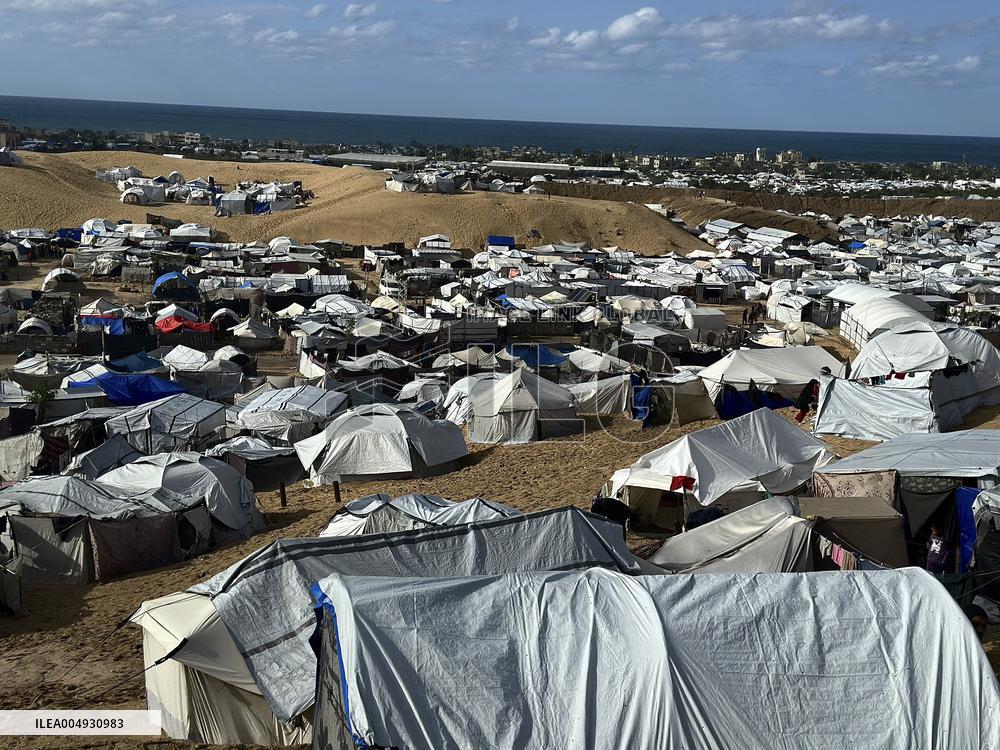 Al Mawasi Storm Destroys Displaced Tents - Gaza