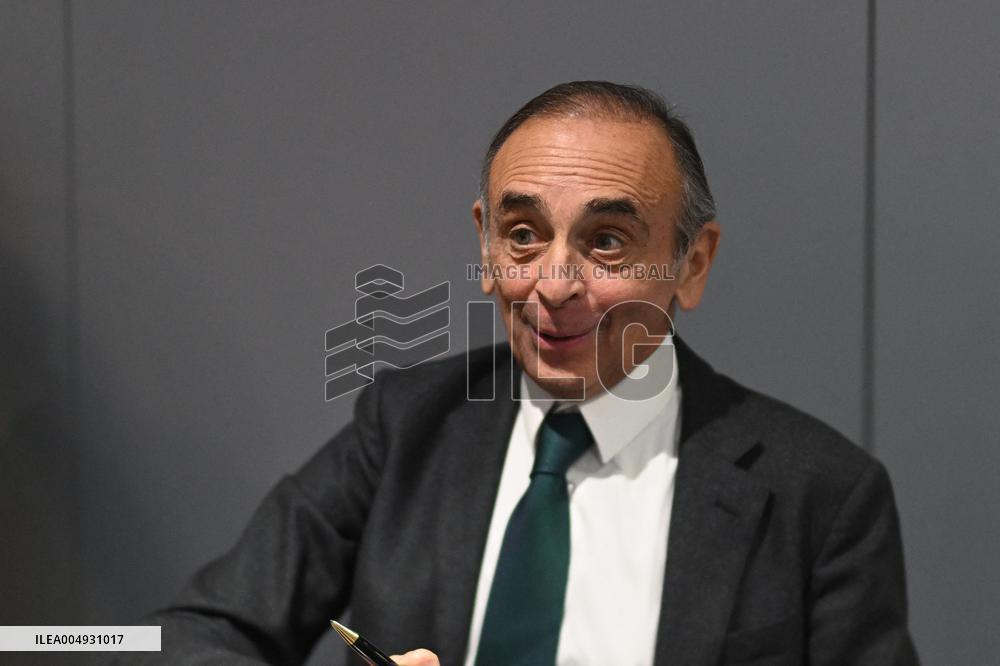 Eric Zemmour Book Signing - Paris