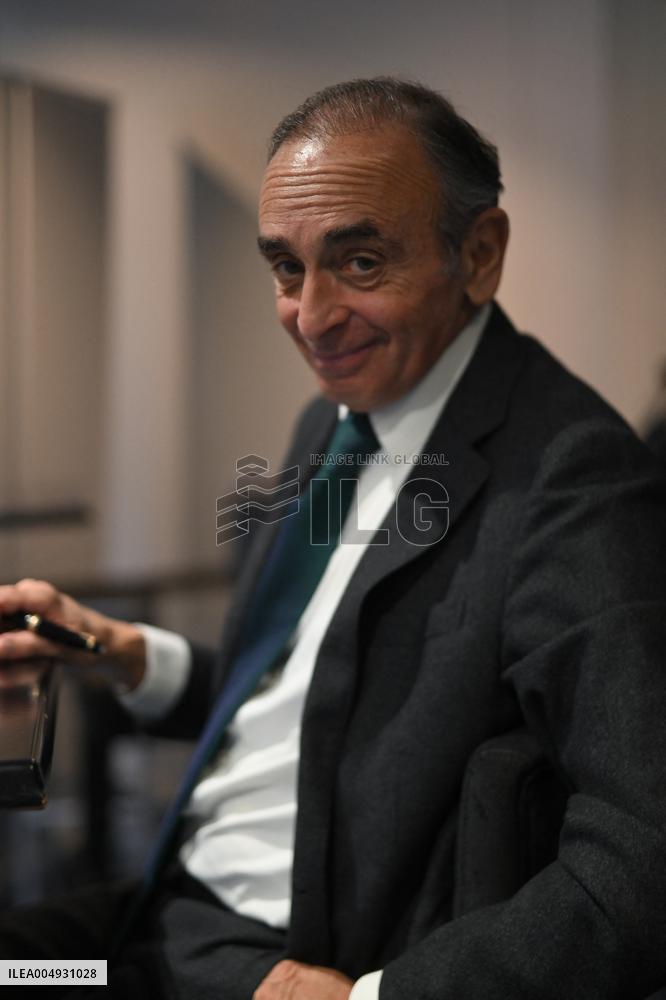 Eric Zemmour Book Signing - Paris