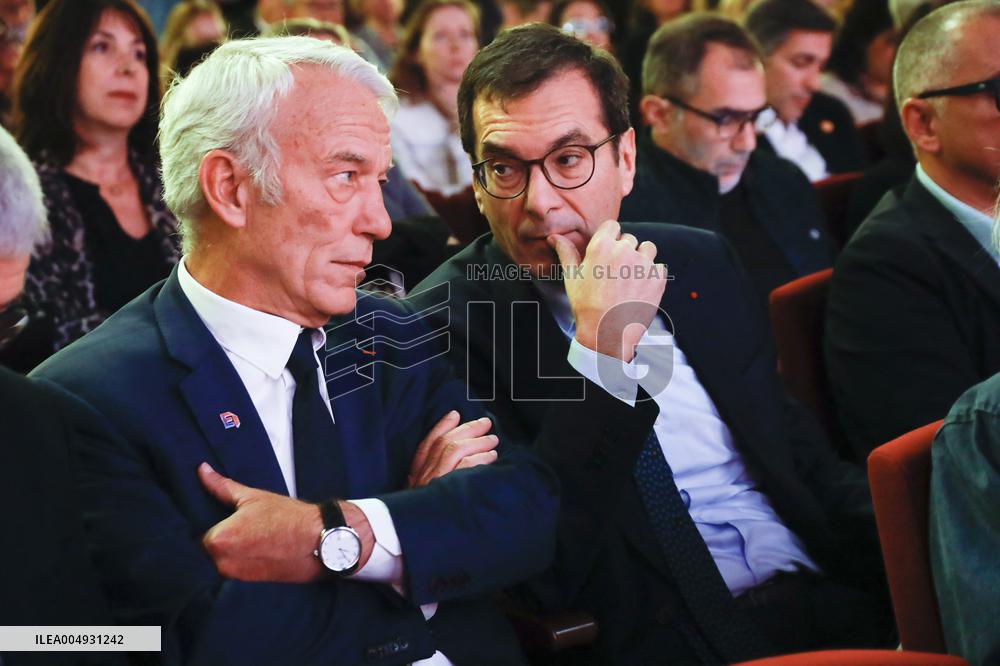 Medef Colloque Pensez Entreprise De Demain - Paris