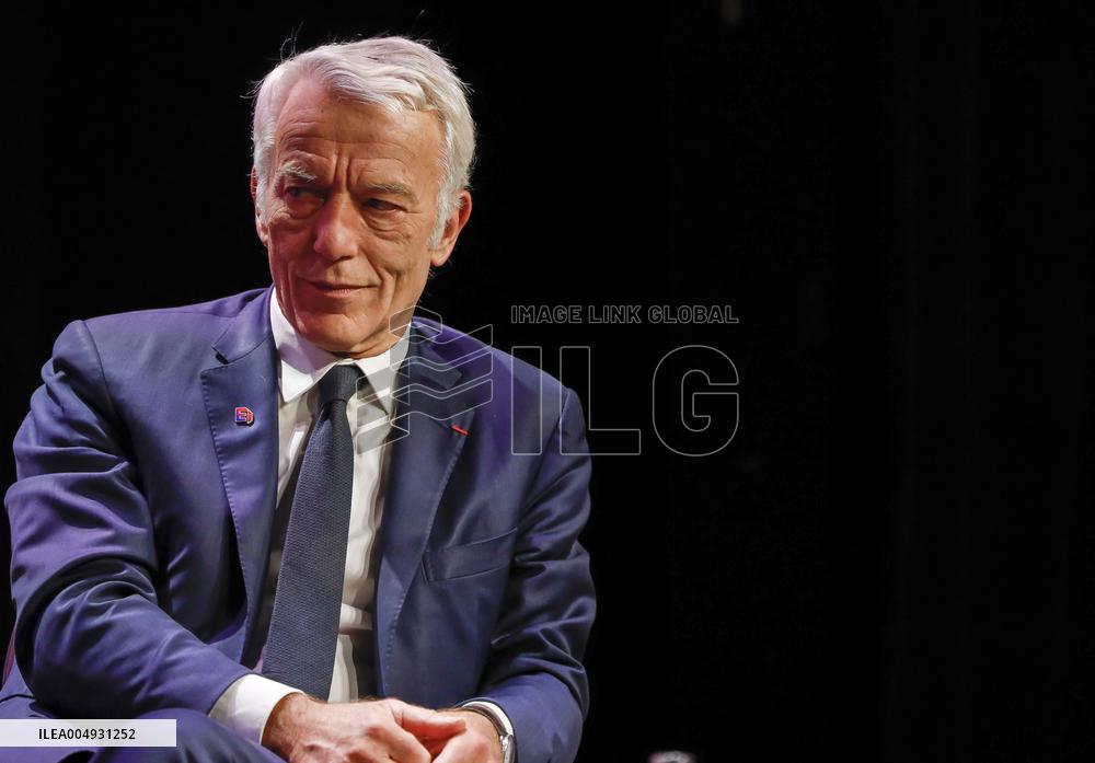 Medef Colloque Pensez Entreprise De Demain - Paris