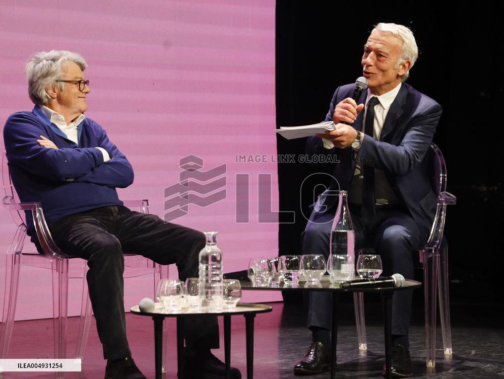 Medef Colloque Pensez Entreprise De Demain - Paris