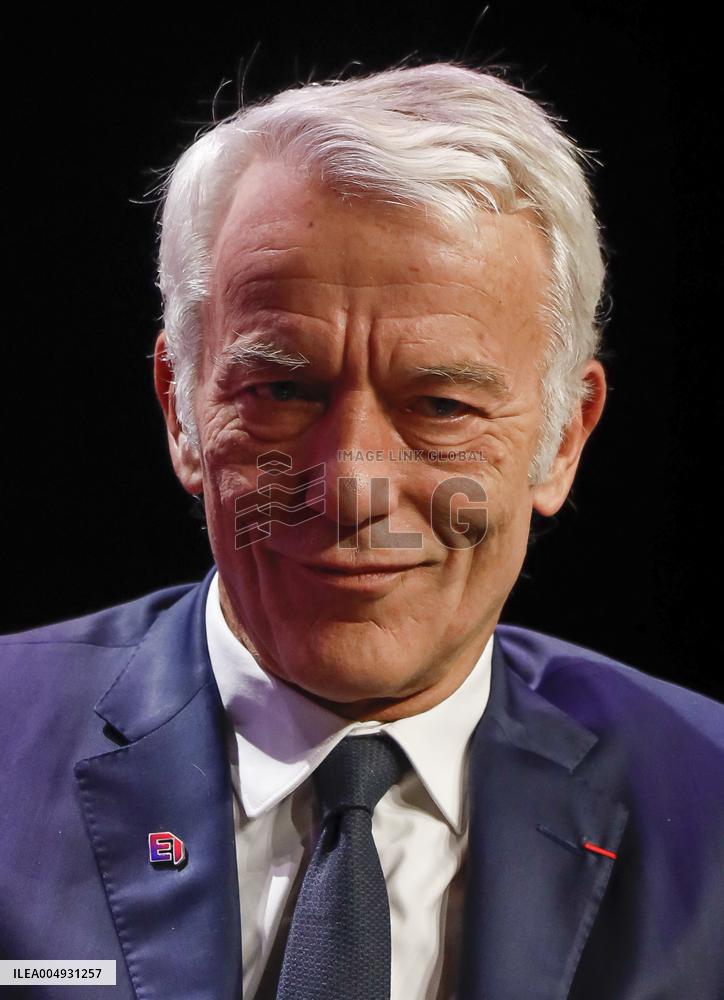 Medef Colloque Pensez Entreprise De Demain - Paris