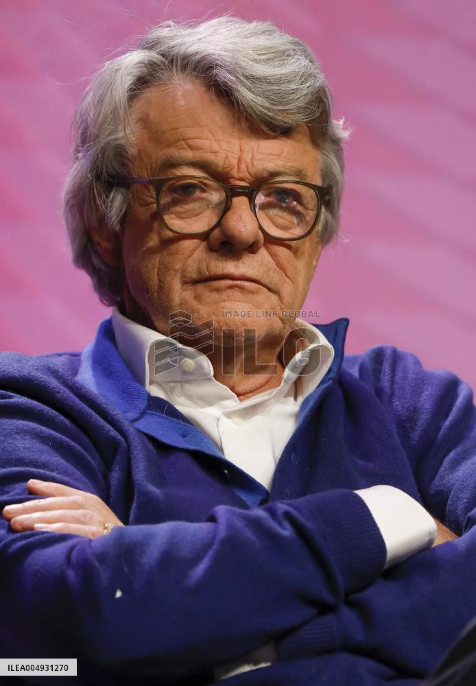 Medef Colloque Pensez Entreprise De Demain - Paris