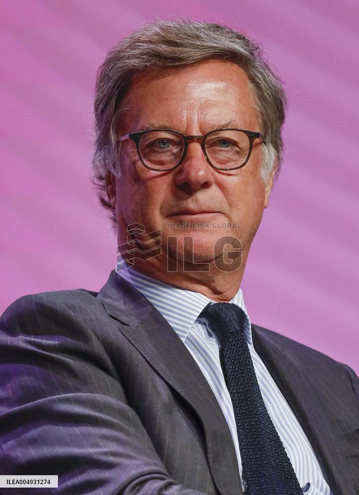 Medef Colloque Pensez Entreprise De Demain - Paris