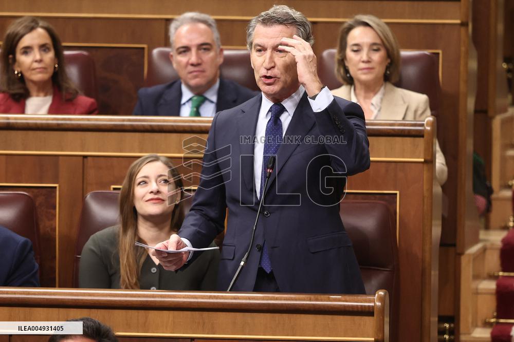 Government Faces Congressional Control Session After Resignation - Madrid