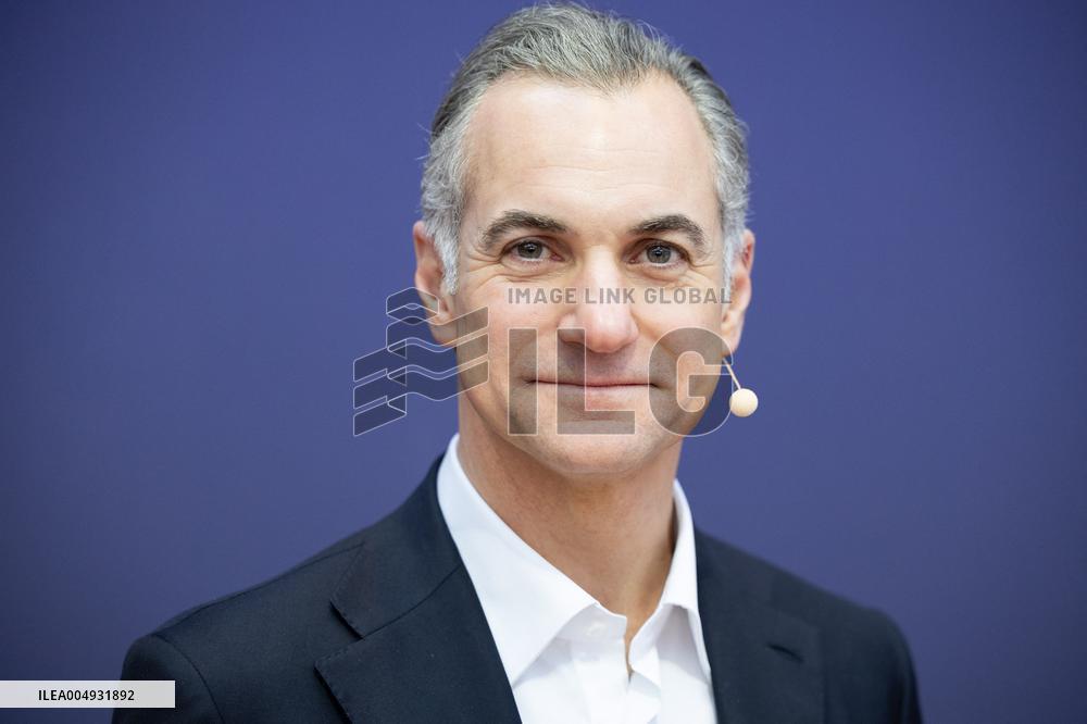 Adopt AI International Summit second day - Paris