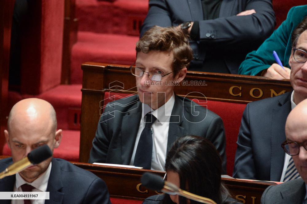 Questions to the Government - Paris