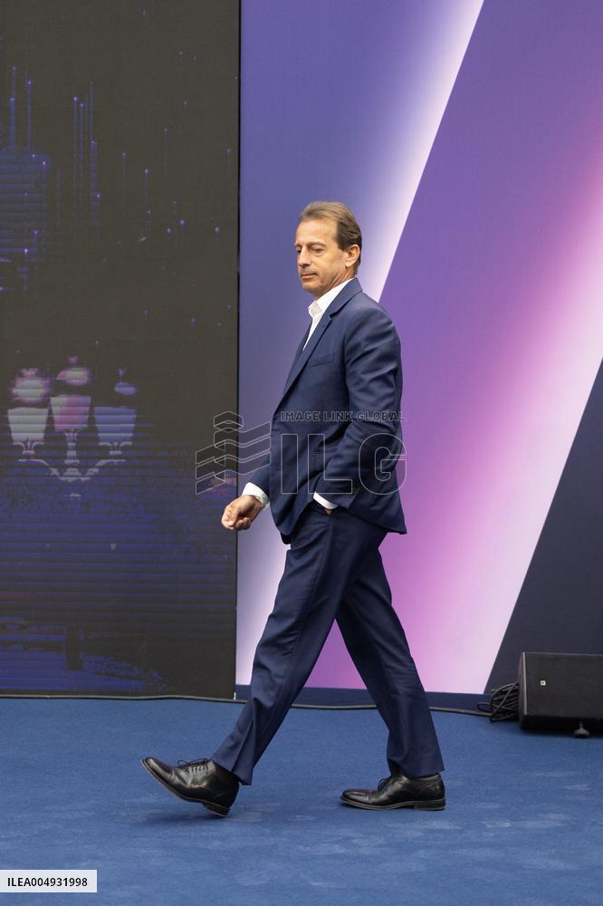 Adopt AI International Summit second day - Paris