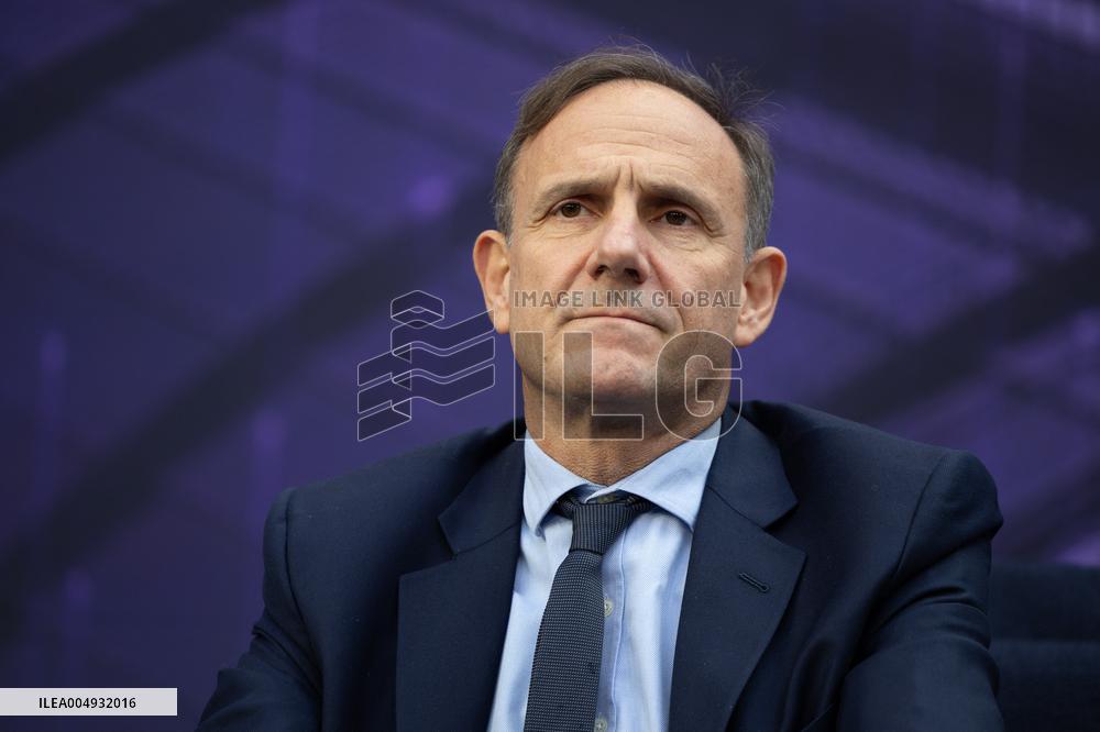 Adopt AI International Summit second day - Paris